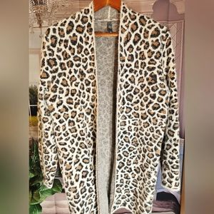 Alya Cardigan Sweater Soft Fuzzy Leopard Print Open Front  - Small Oversized